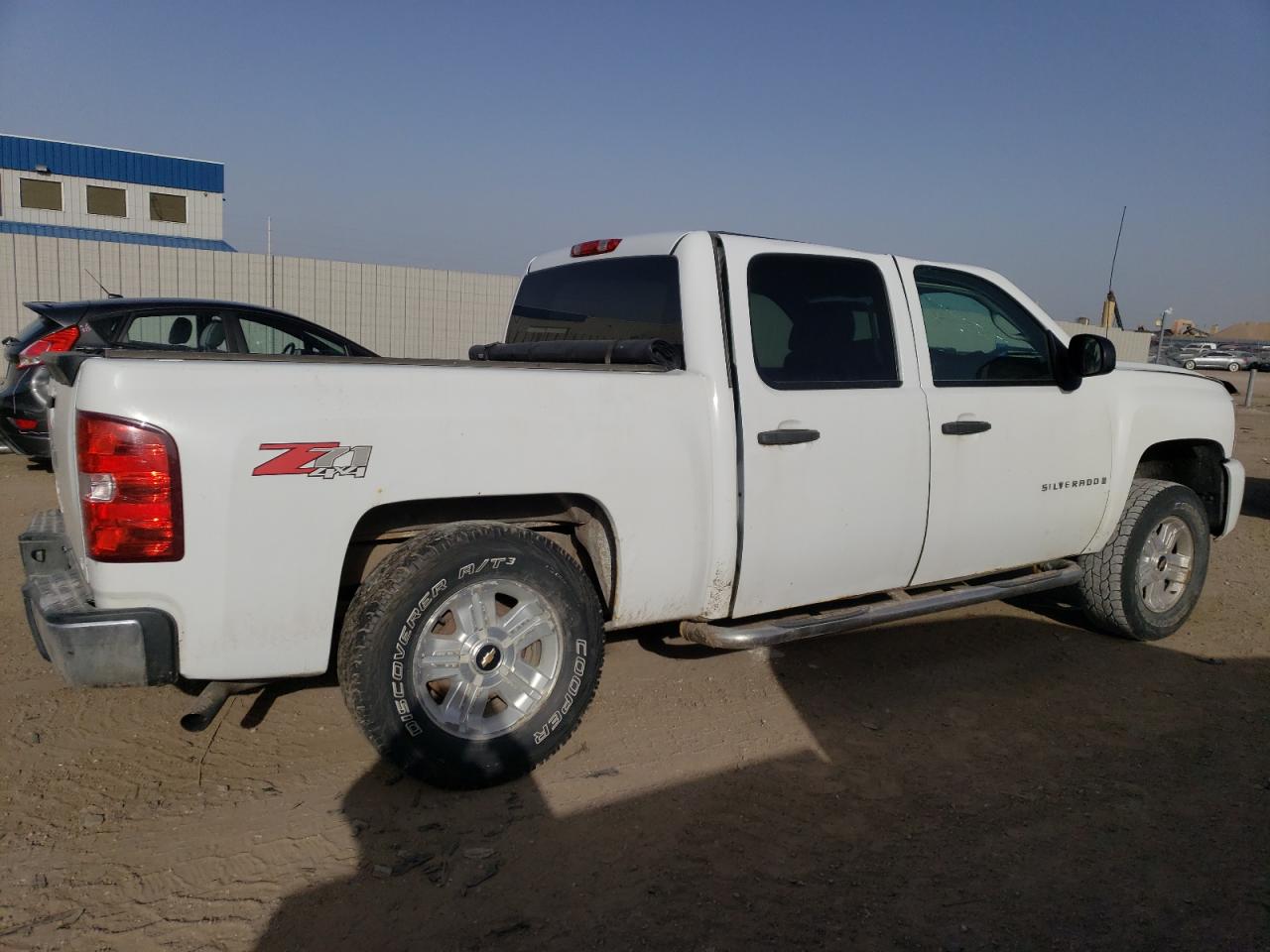 2008 Chevrolet Silverado - Image 3