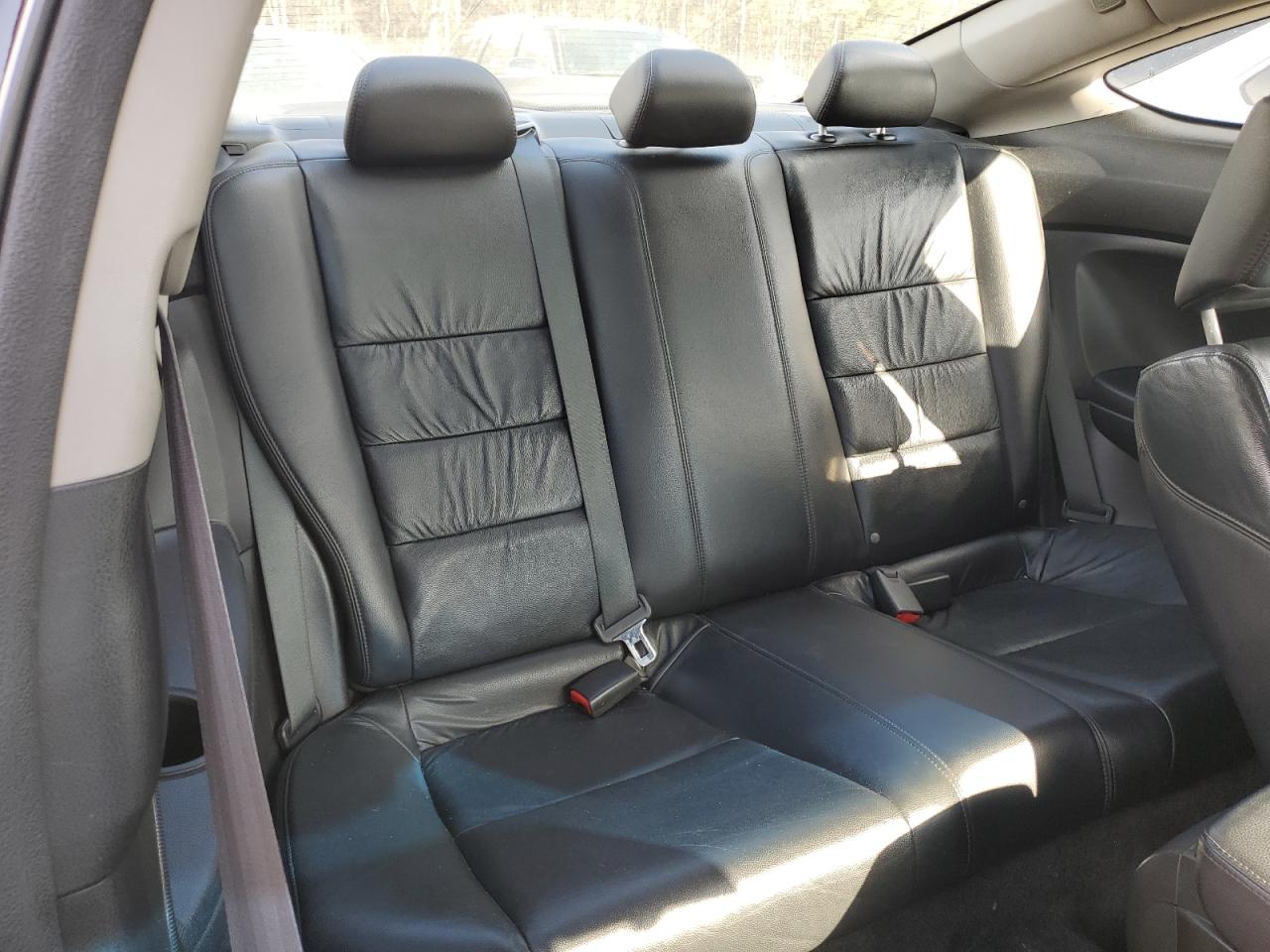 2012 Honda Accord - Image 10