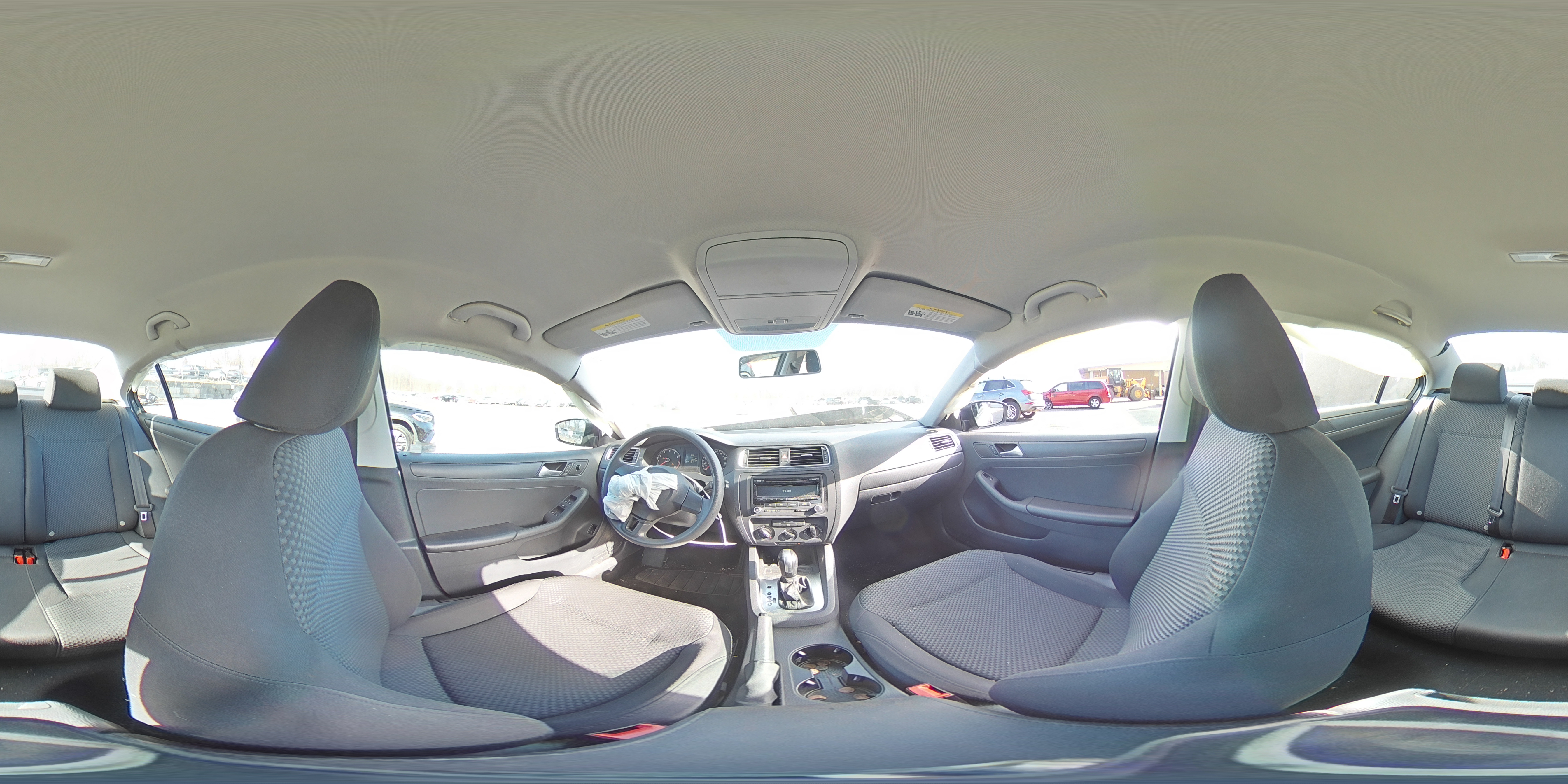 2014 Volkswagen Jetta - Image 13