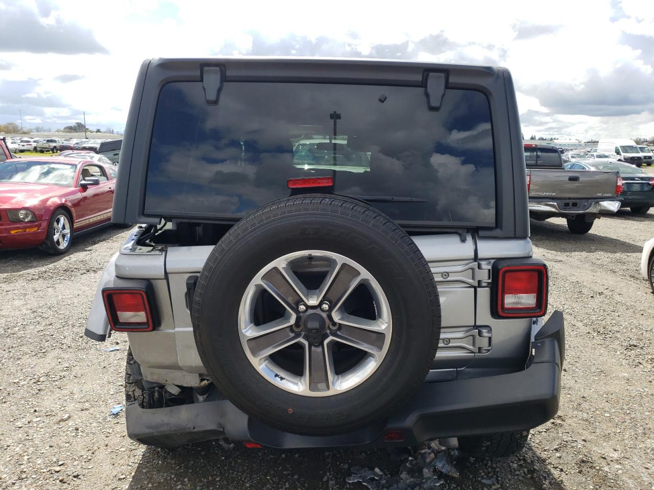 2021 Jeep Wrangler - Image 6