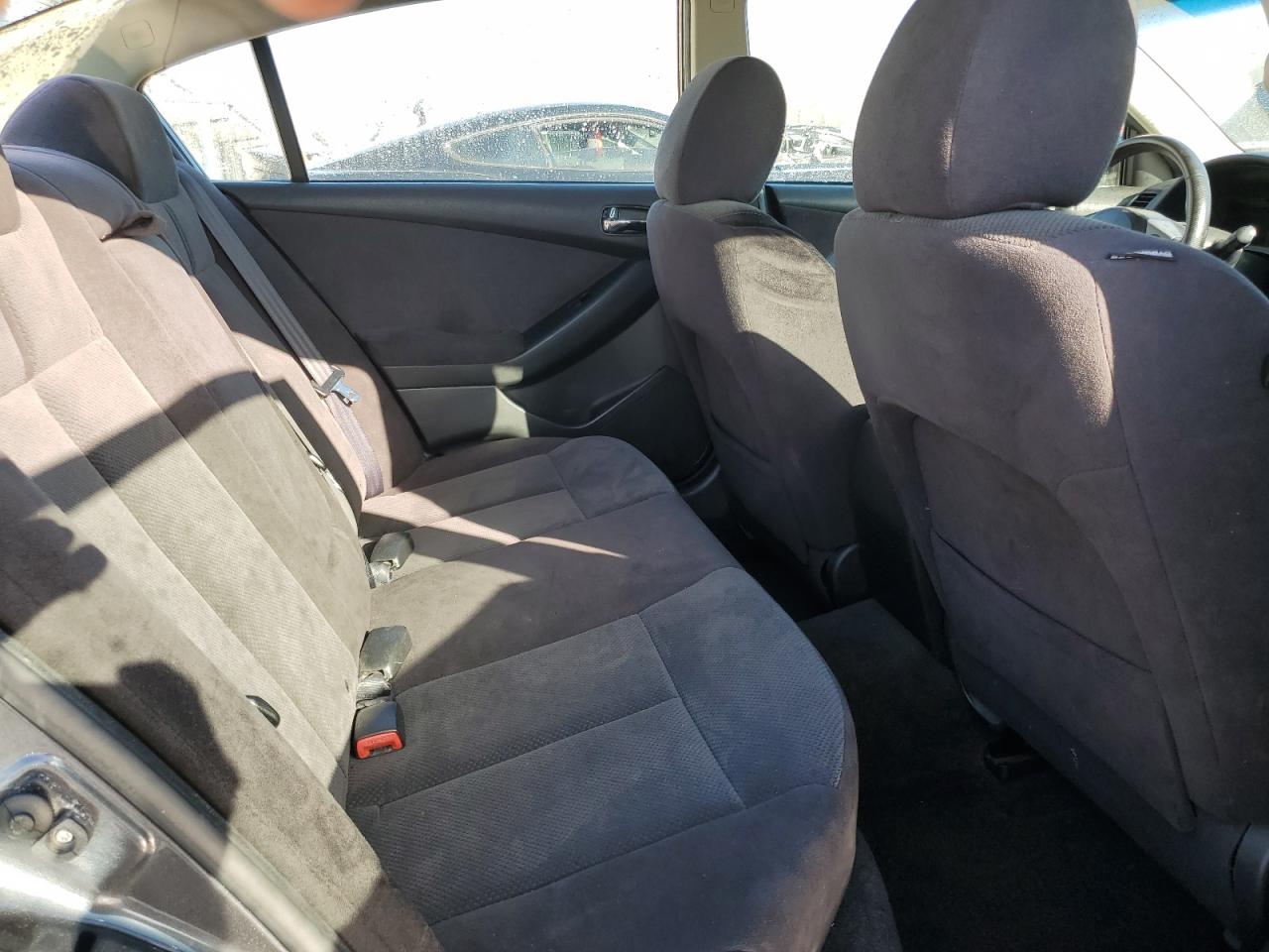 2009 Nissan Altima - Image 10