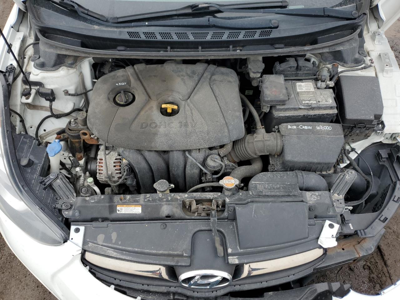 2011 Hyundai Elantra - Image 11