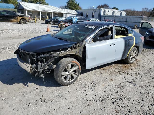  NISSAN ALTIMA 2015 Черен