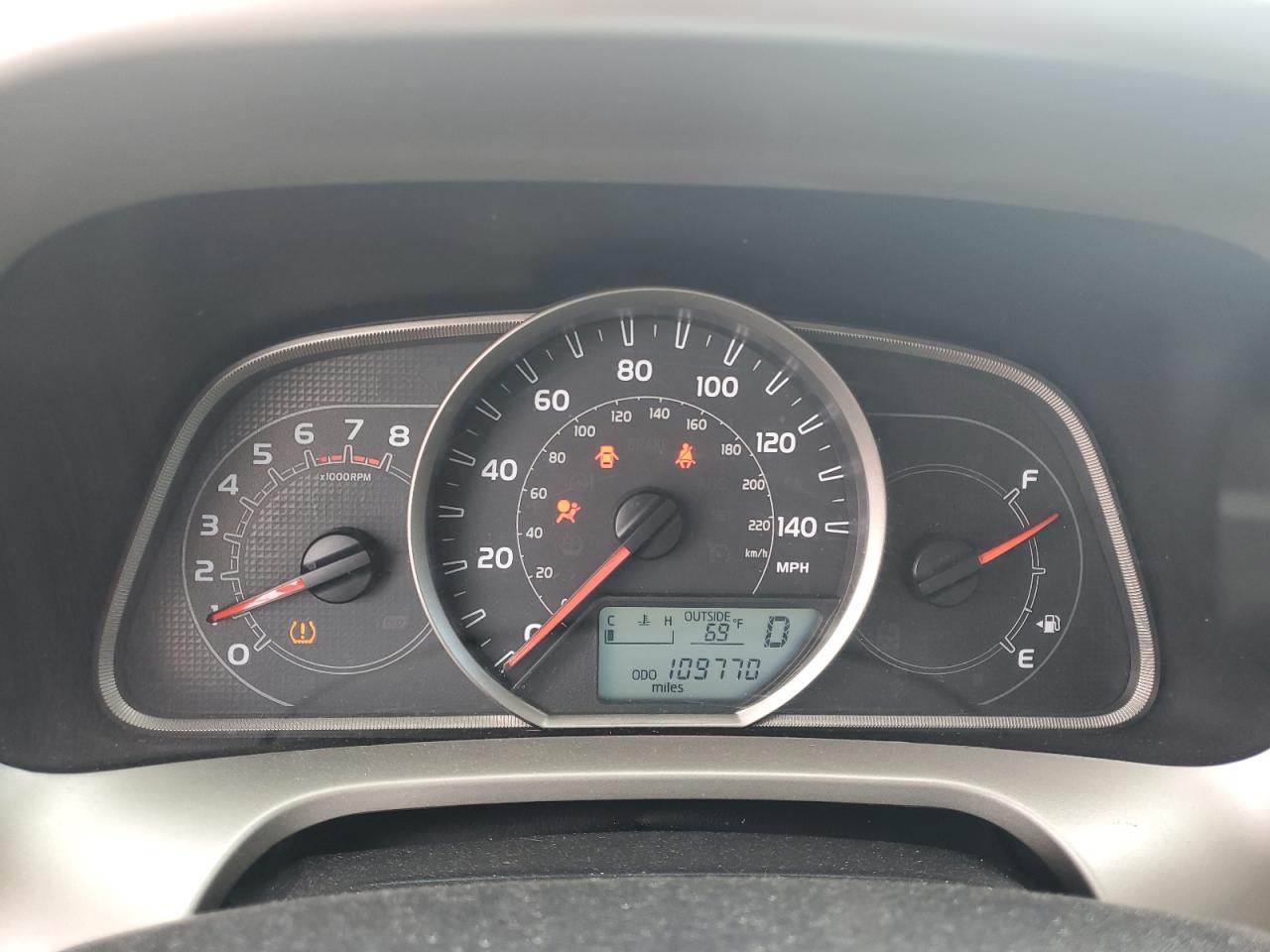 2015 Toyota RAV 4 - Image 9