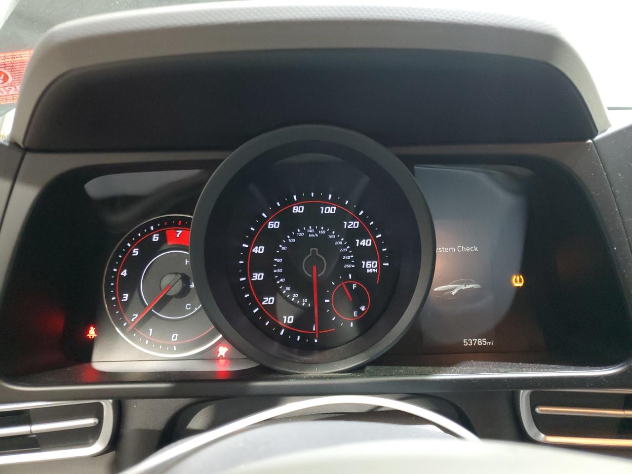 2022 Hyundai Elantra - Image 9