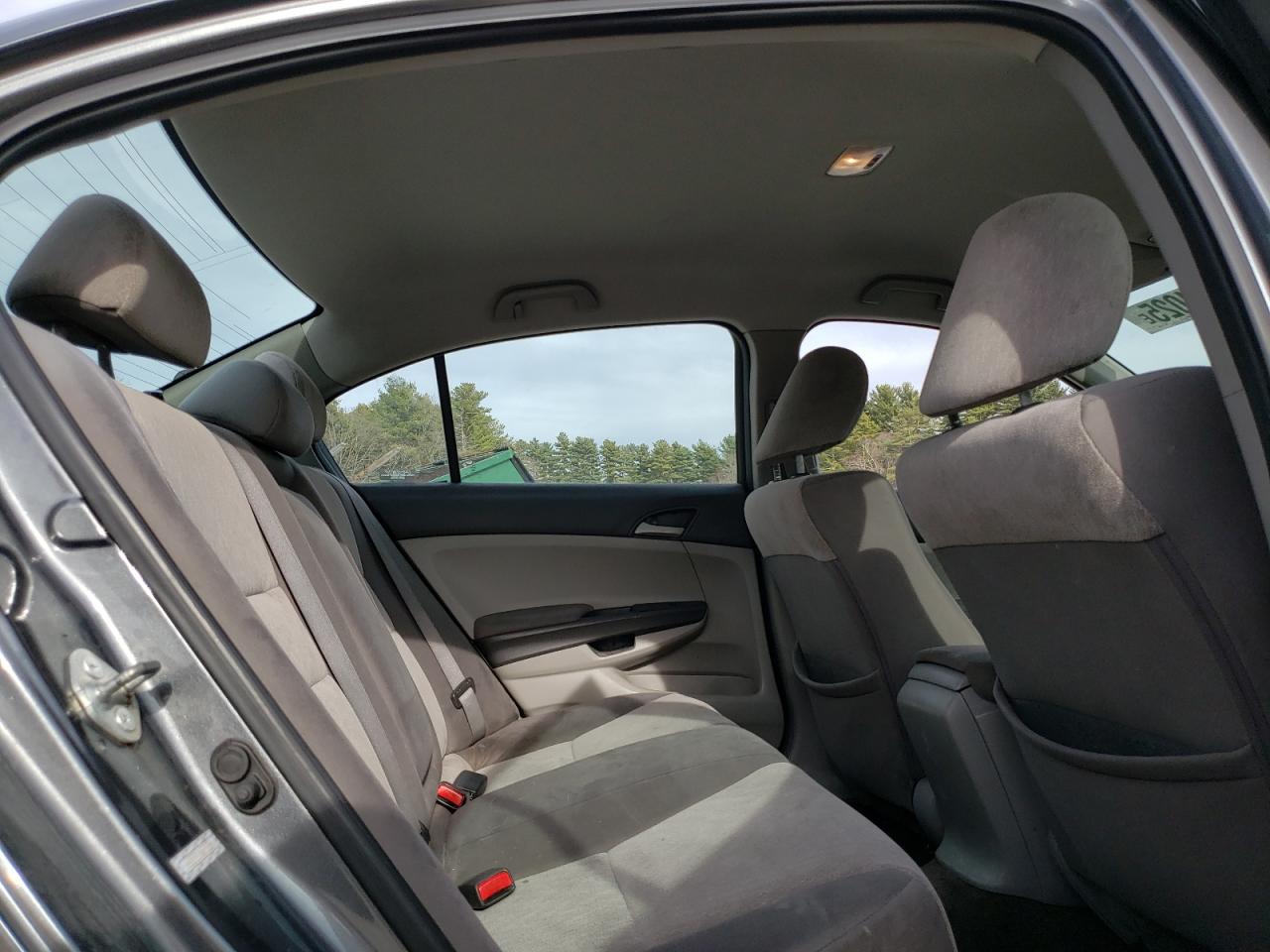 2010 Honda Accord - Image 10