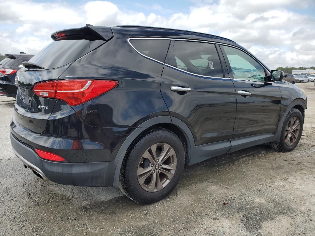 2013 Hyundai Santa Fe - Image 3