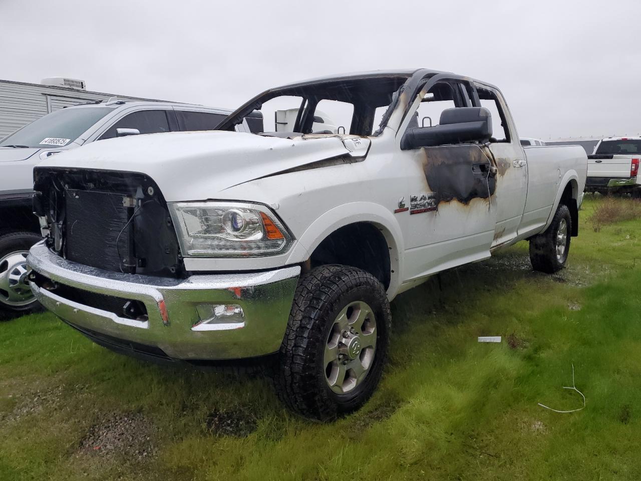 2013 Ram 3500 Laramie zu verkaufen in Anderson, CA - Burn - Interior