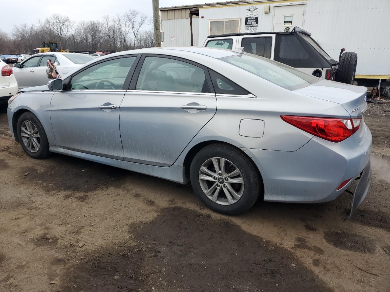 2014 Hyundai Sonata - Image 2