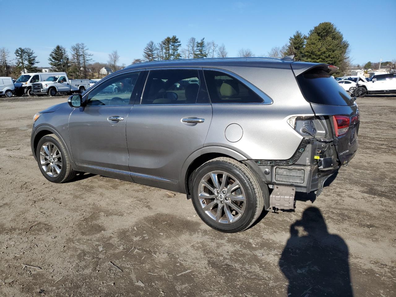 2017 Kia Sorento - Image 2