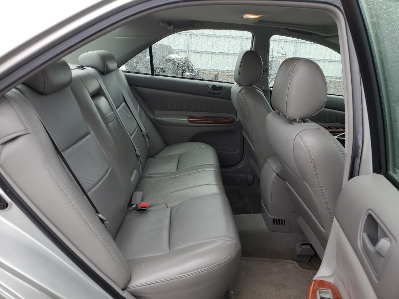 2003 Toyota Camry - Image 10