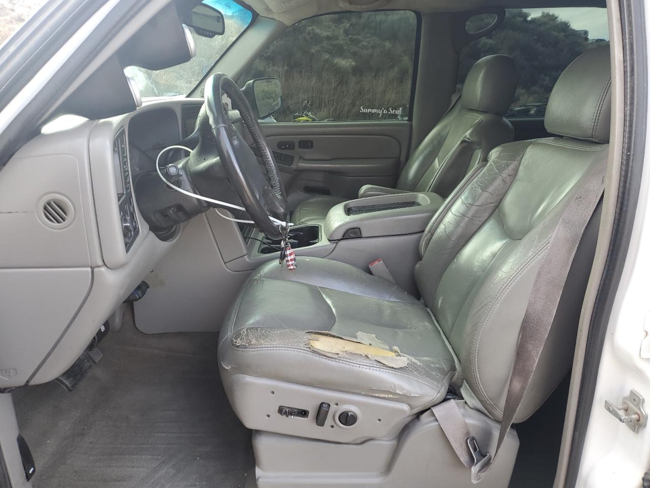 2006 Chevrolet Silverado - Image 7