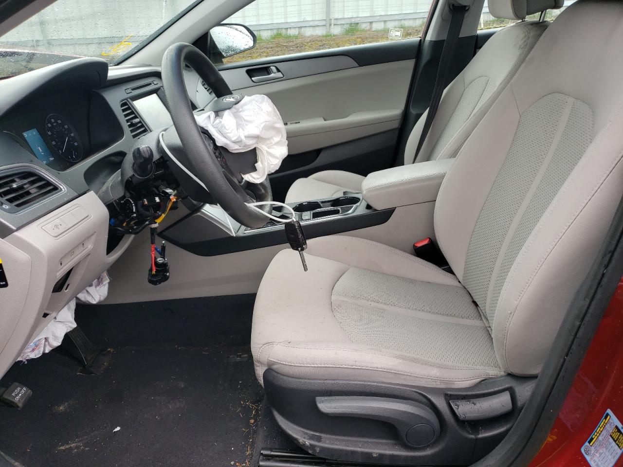 2016 Hyundai Sonata - Image 7