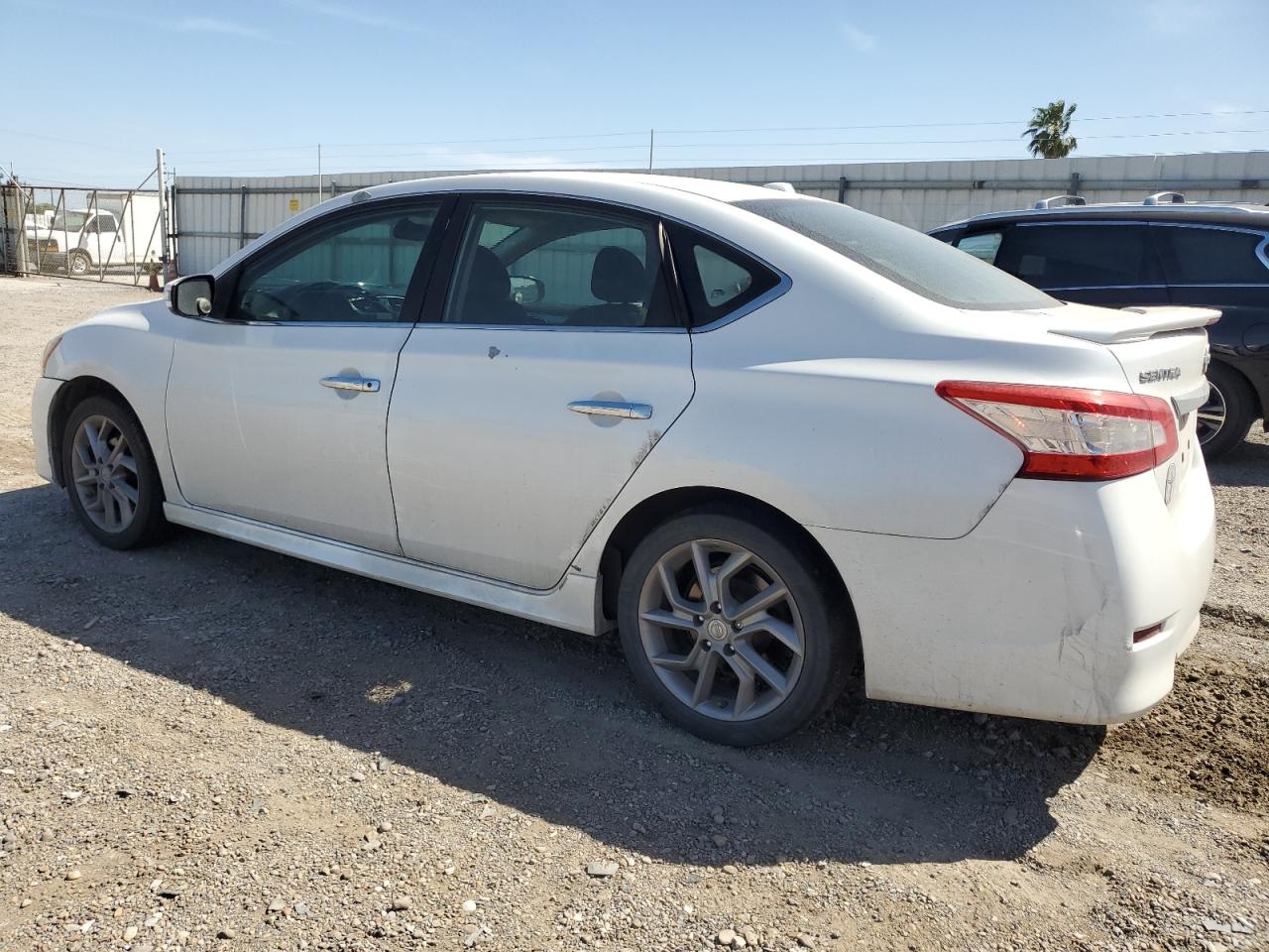 2015 Nissan Sentra - Image 2