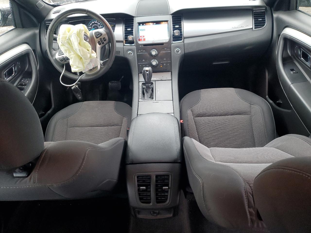 2017 Ford Taurus - Image 8