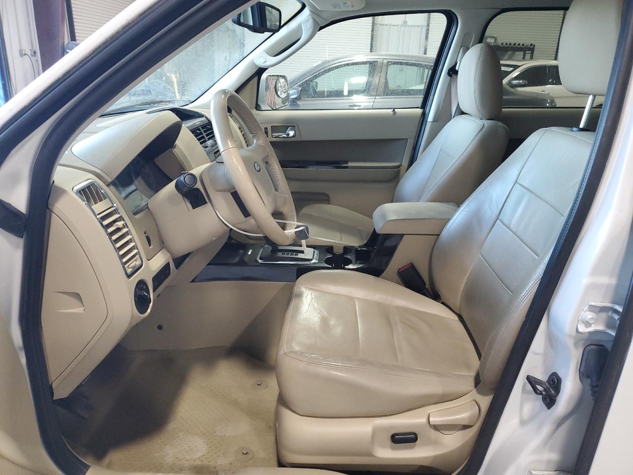 2011 Ford Escape - Image 7