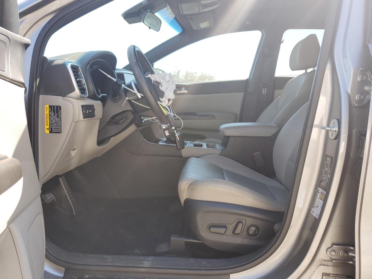 2022 Kia Sportage - Image 7