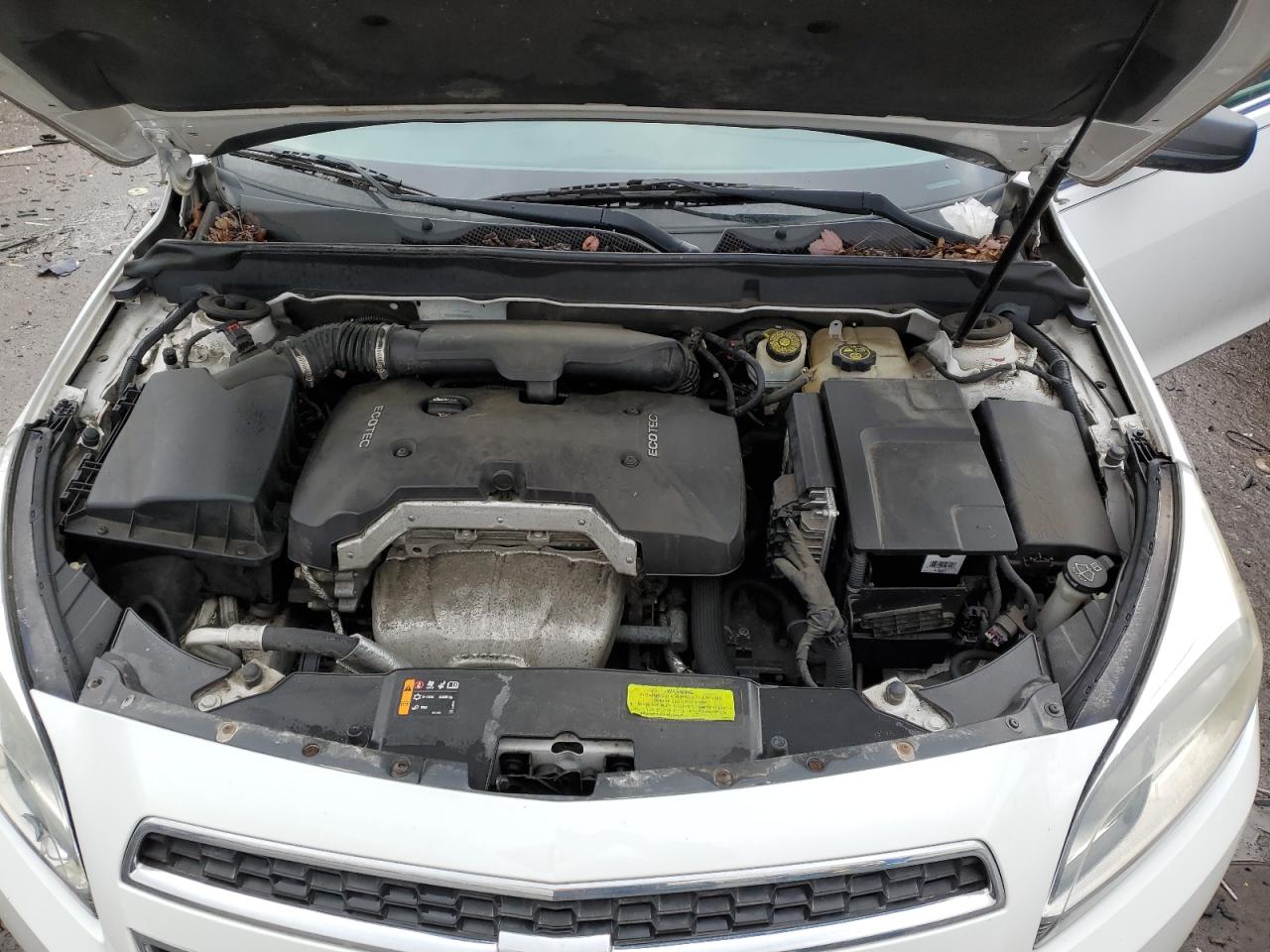 2013 Chevrolet Malibu - Image 11