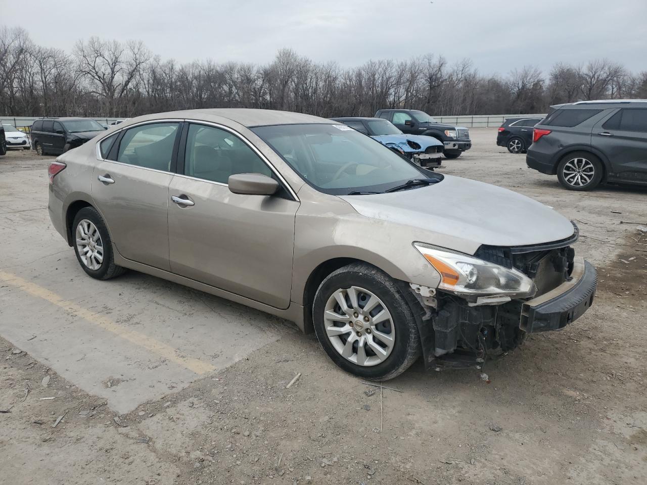 2014 Nissan Altima - Image 4