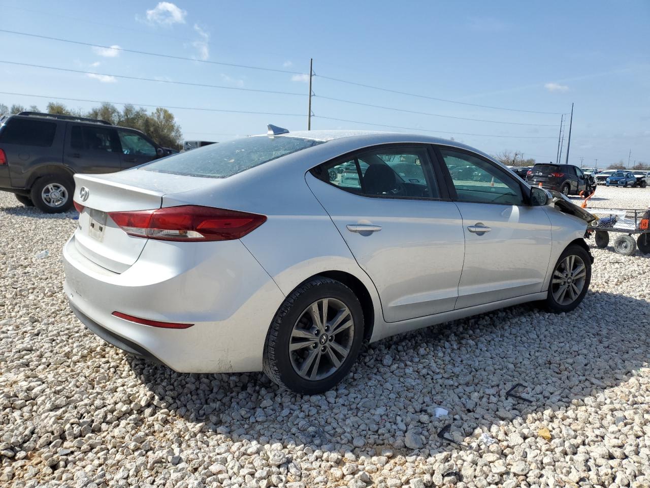 2018 Hyundai Elantra - Image 3