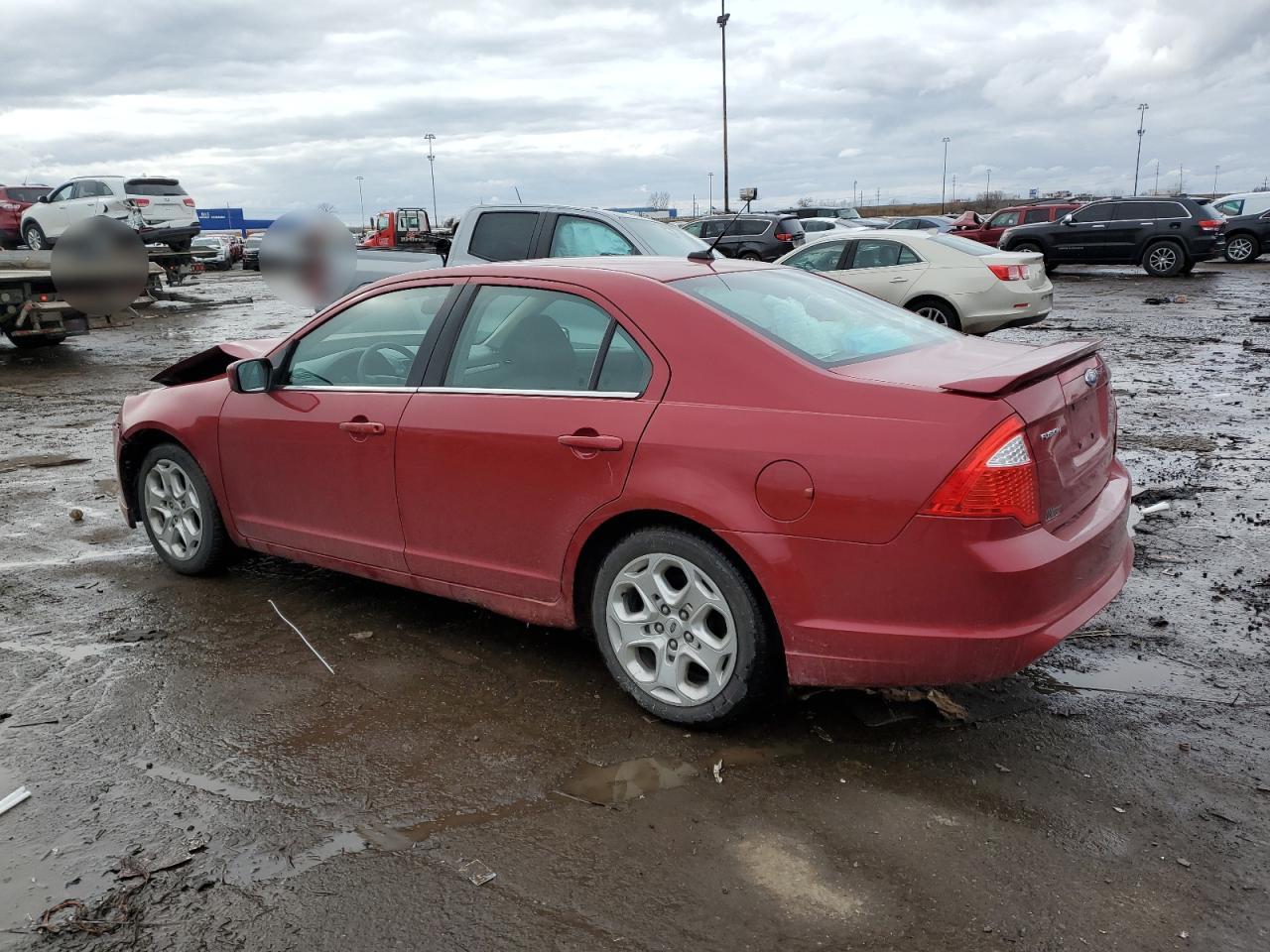 2010 Ford Fusion - Image 2