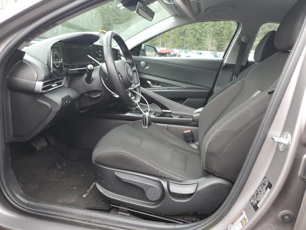 2021 Hyundai Elantra - Image 7