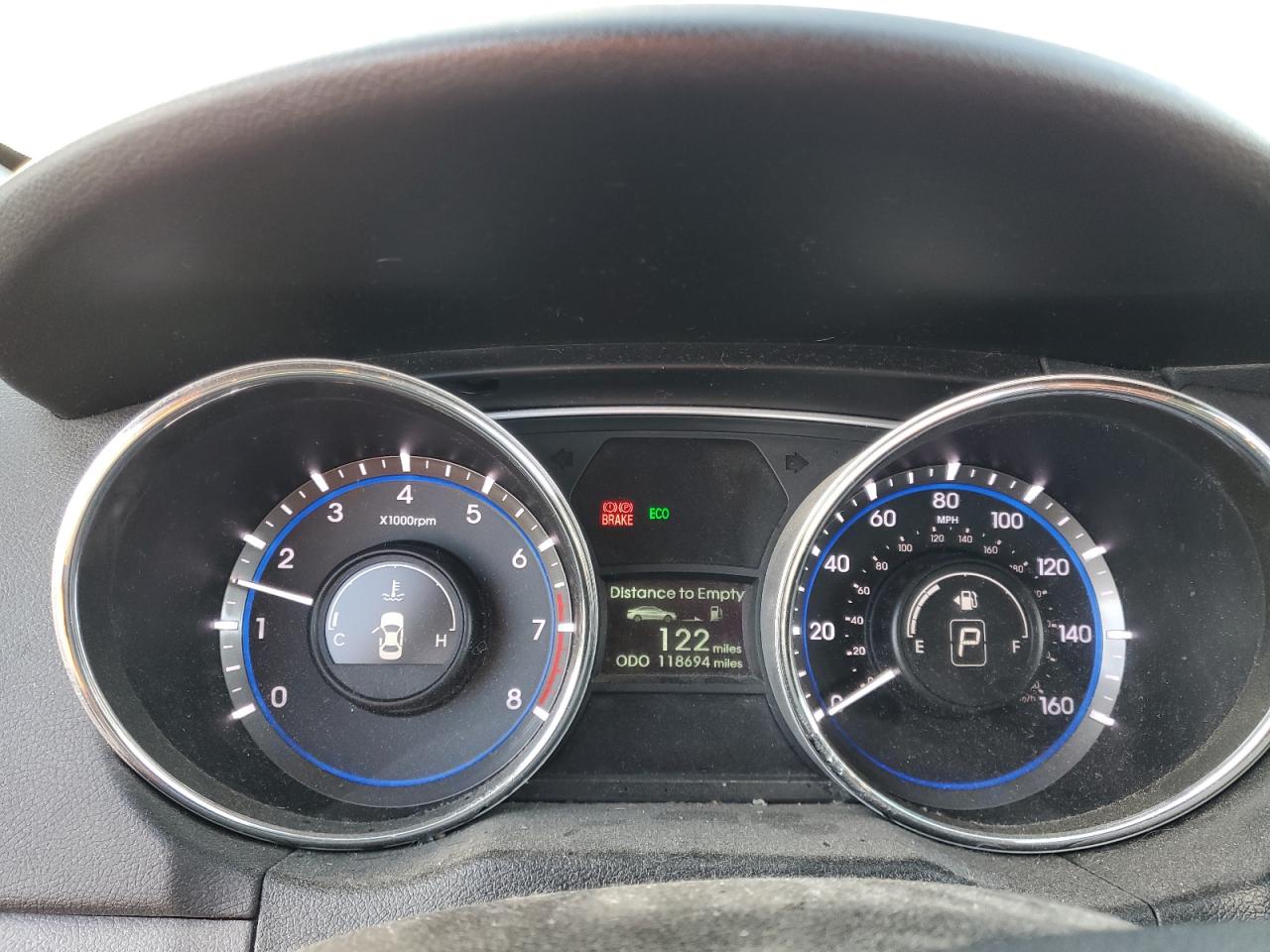 2013 Hyundai Sonata - Image 9