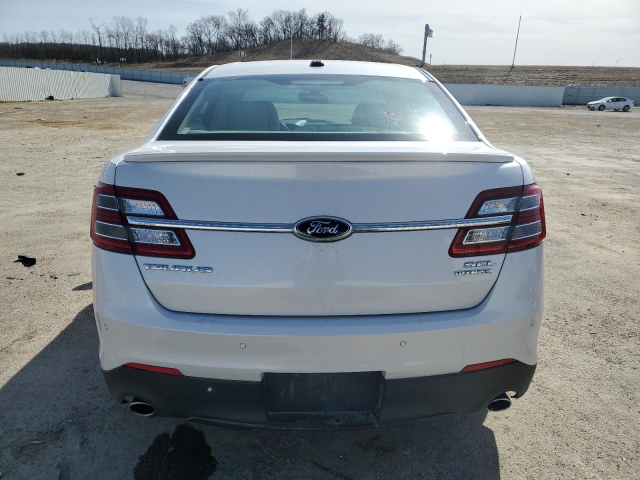 2013 Ford Taurus - Image 6