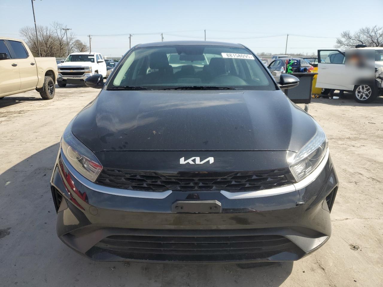 2023 Kia Forte - Image 5