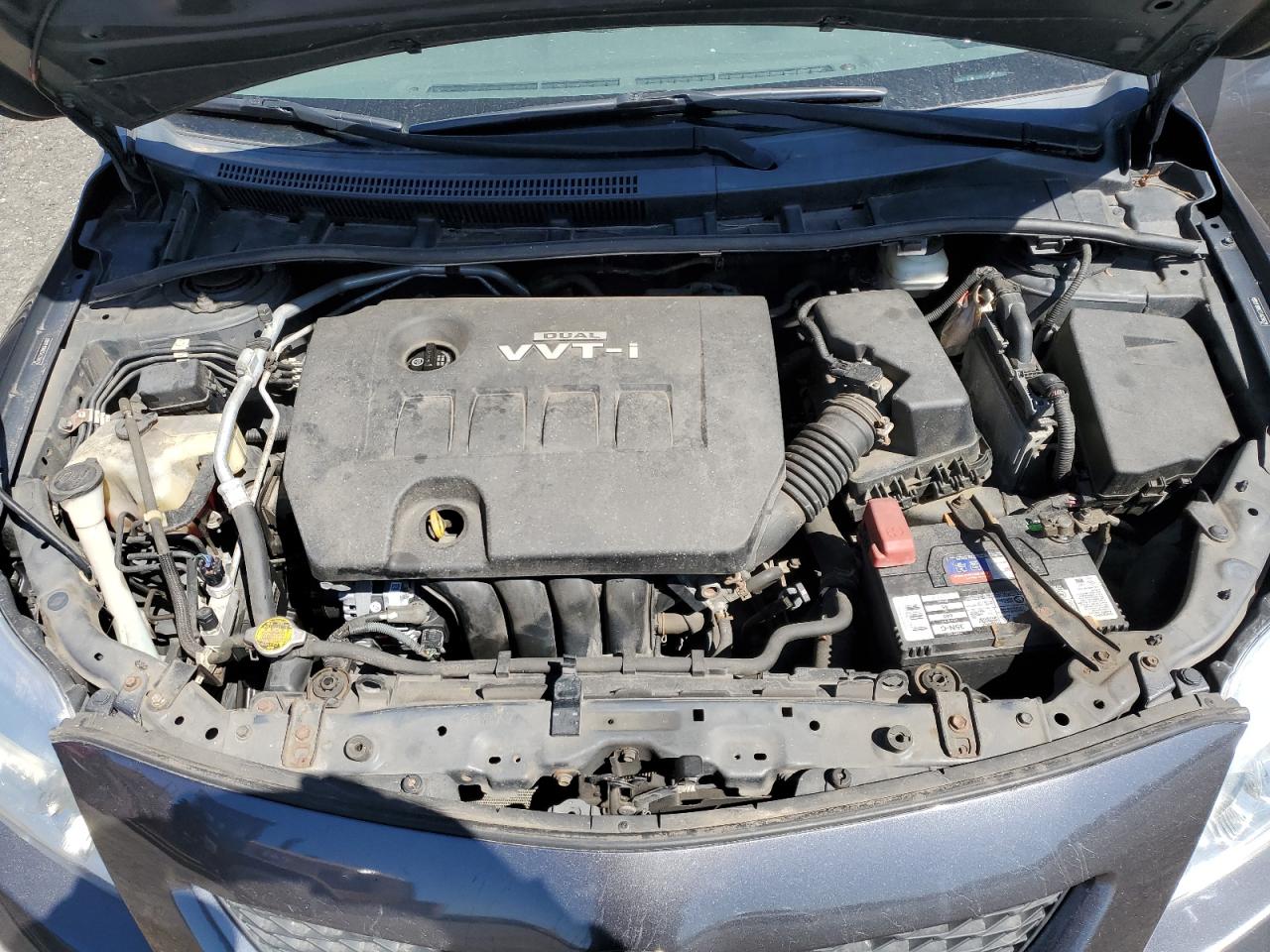 2010 Toyota Corolla - Image 12