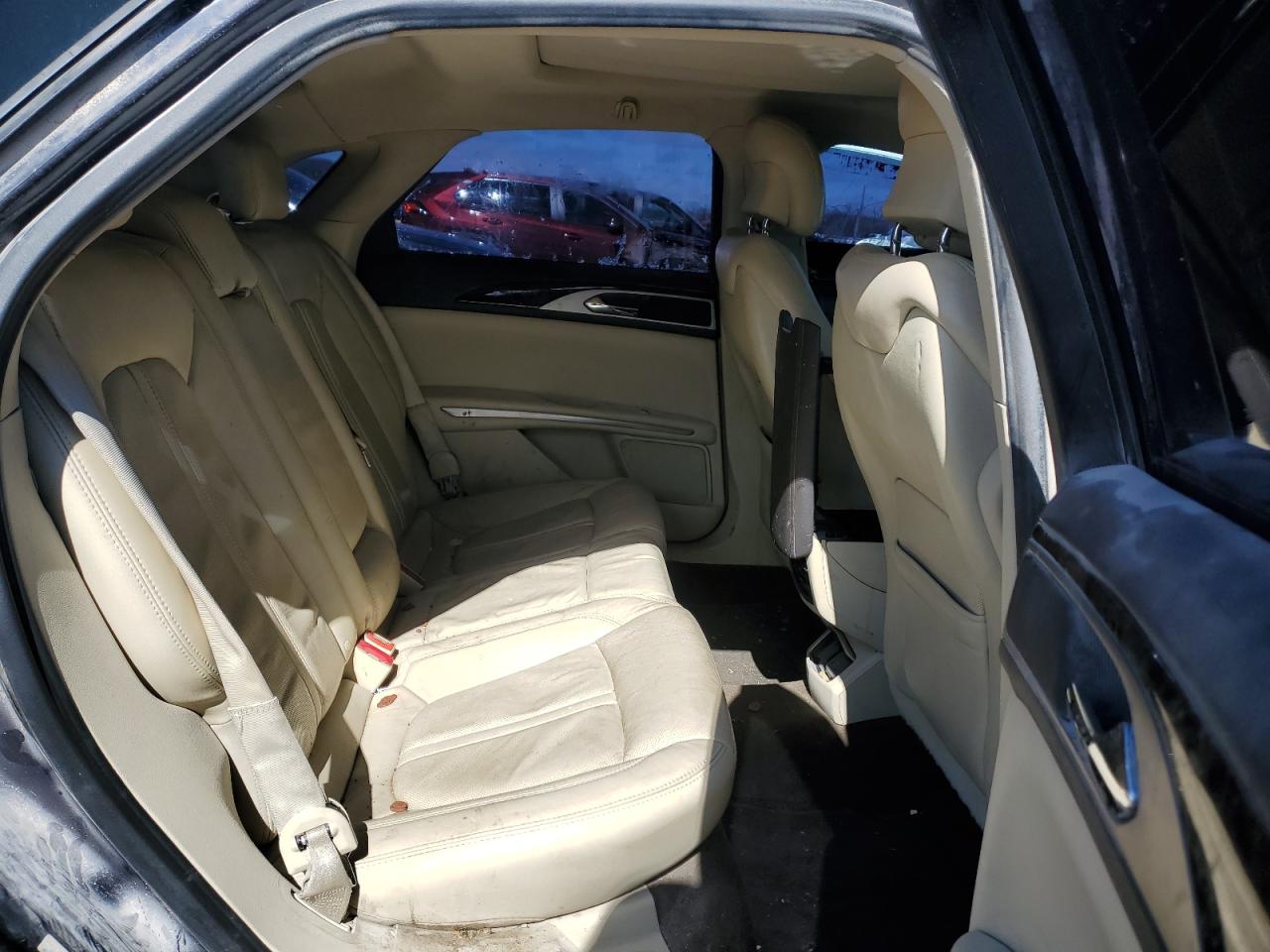 2013 Lincoln MKZ - Image 10