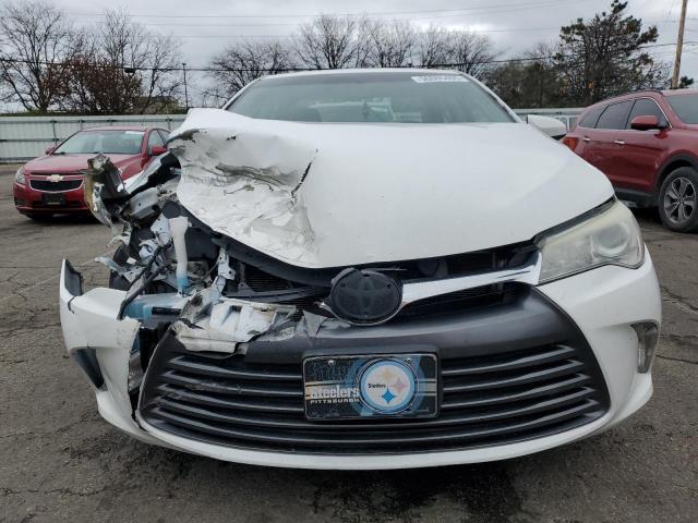  TOYOTA CAMRY 2015 White