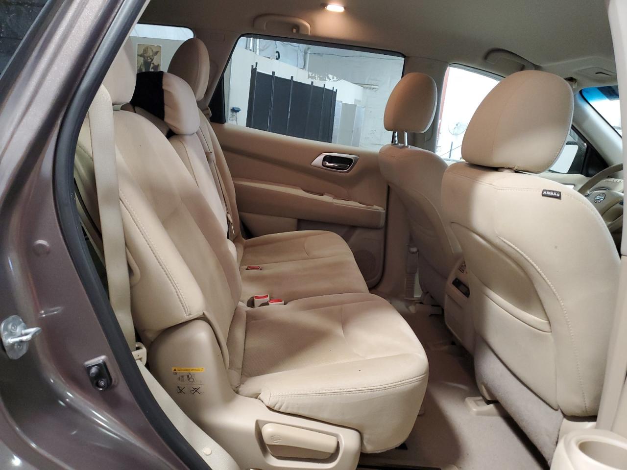 2014 Nissan Pathfinder - Image 11