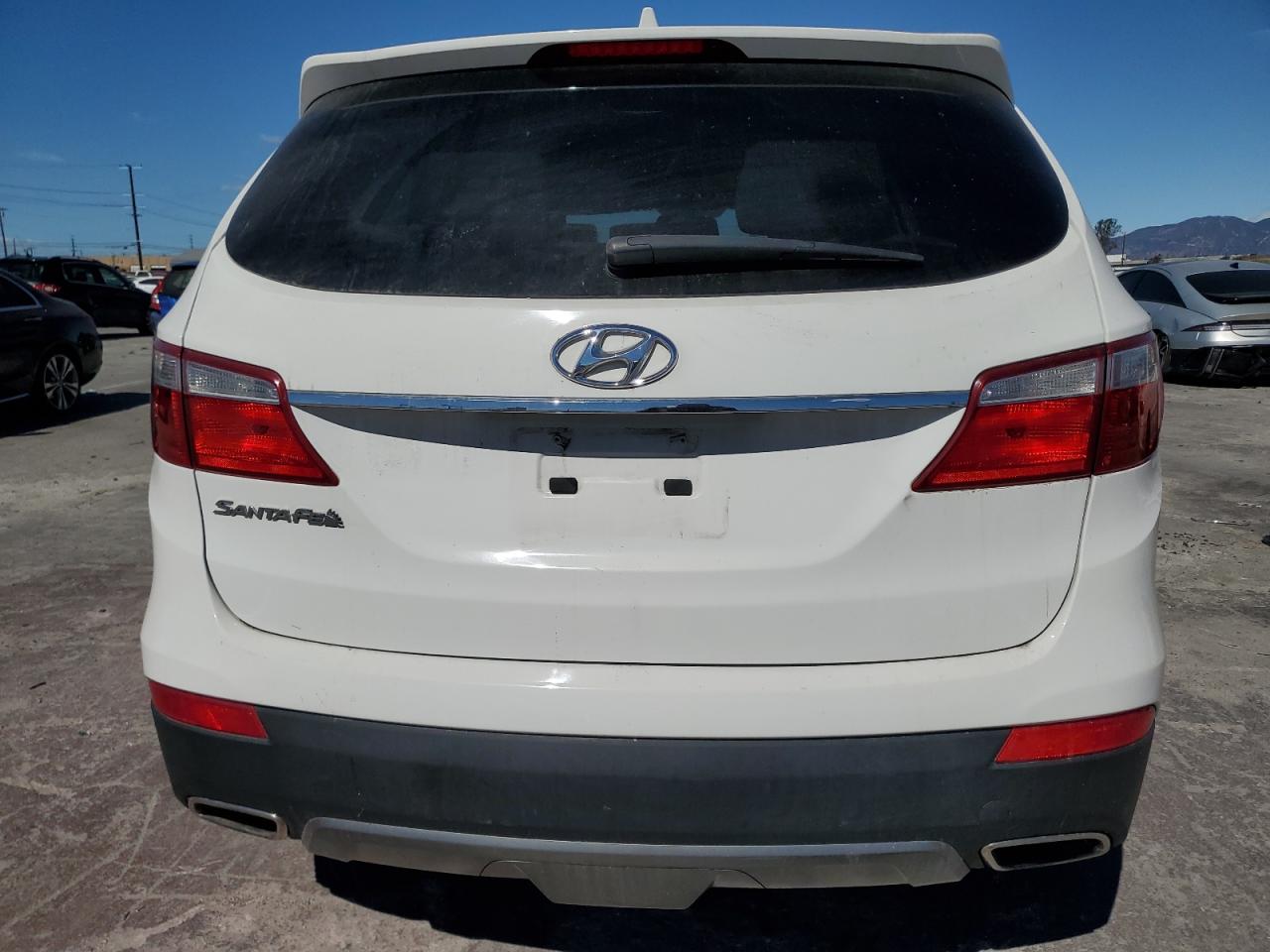 2013 Hyundai Santa Fe - Image 6