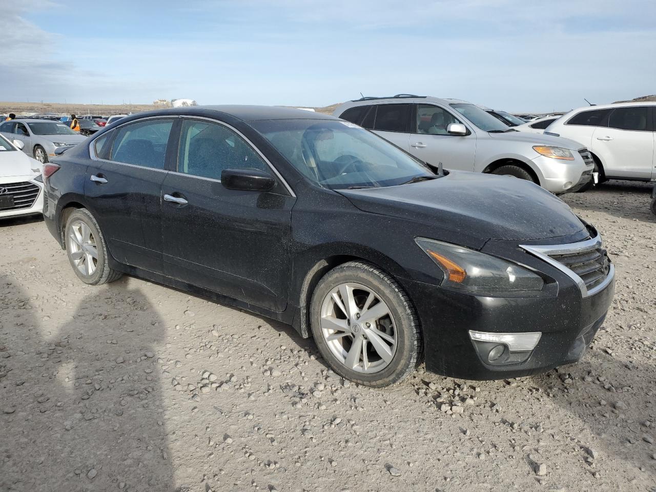 2015 Nissan Altima - Image 4