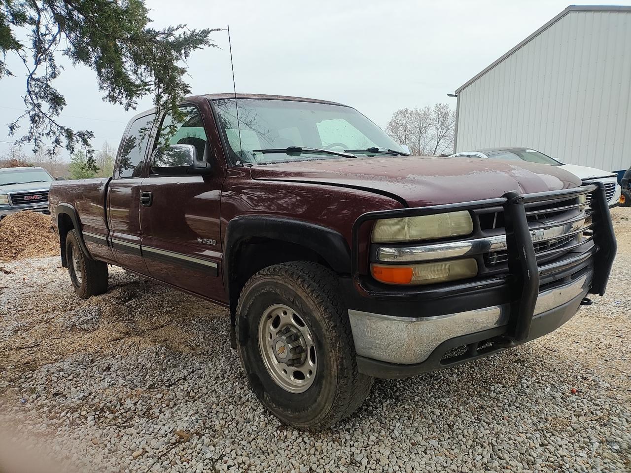 1999 Chevrolet Silverado - Image 1
