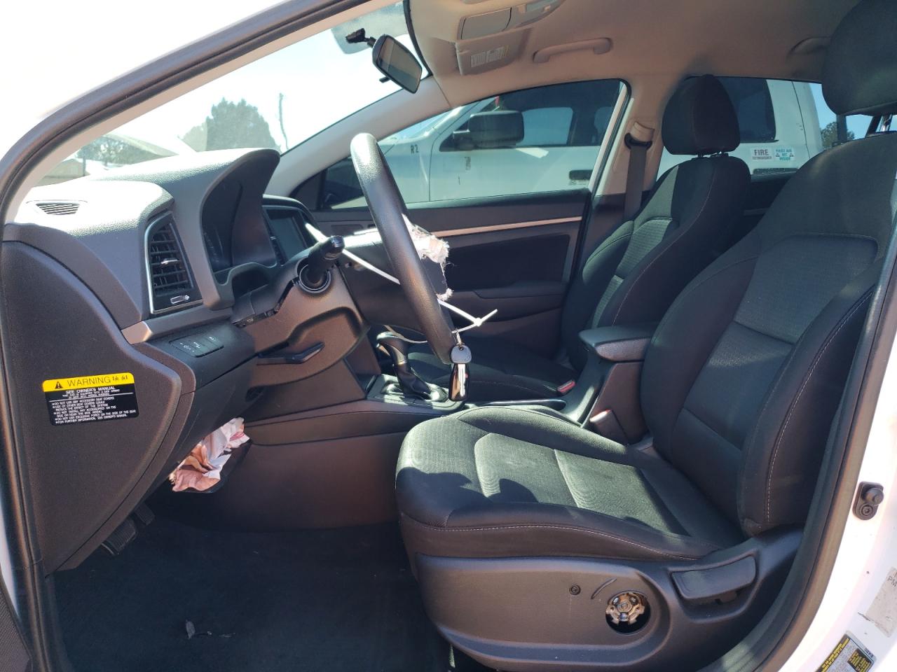 2018 Hyundai Elantra - Image 7