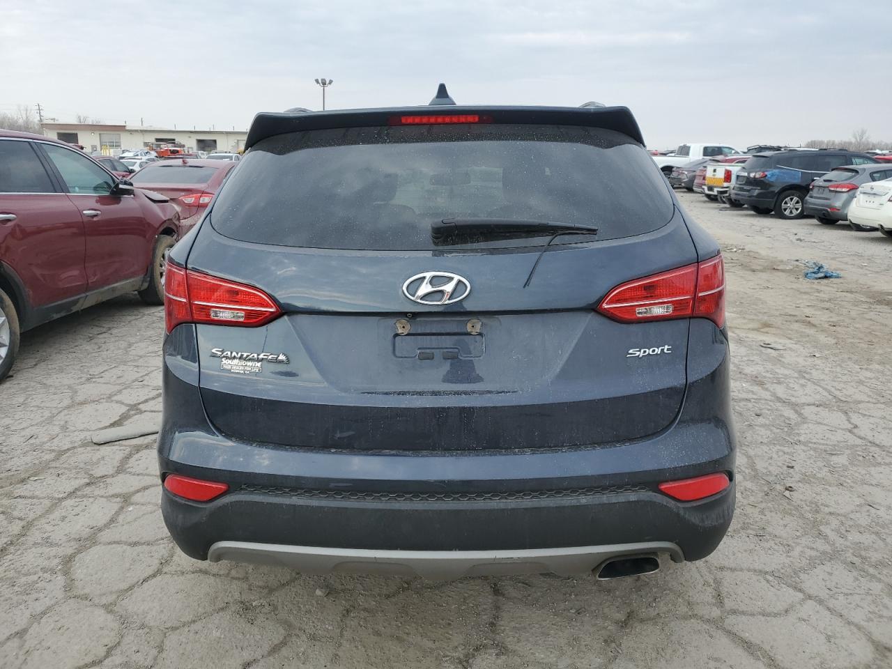 2016 Hyundai Santa Fe Sport VIN: 5XYZU3LB0GG354423 Lot: 47369005