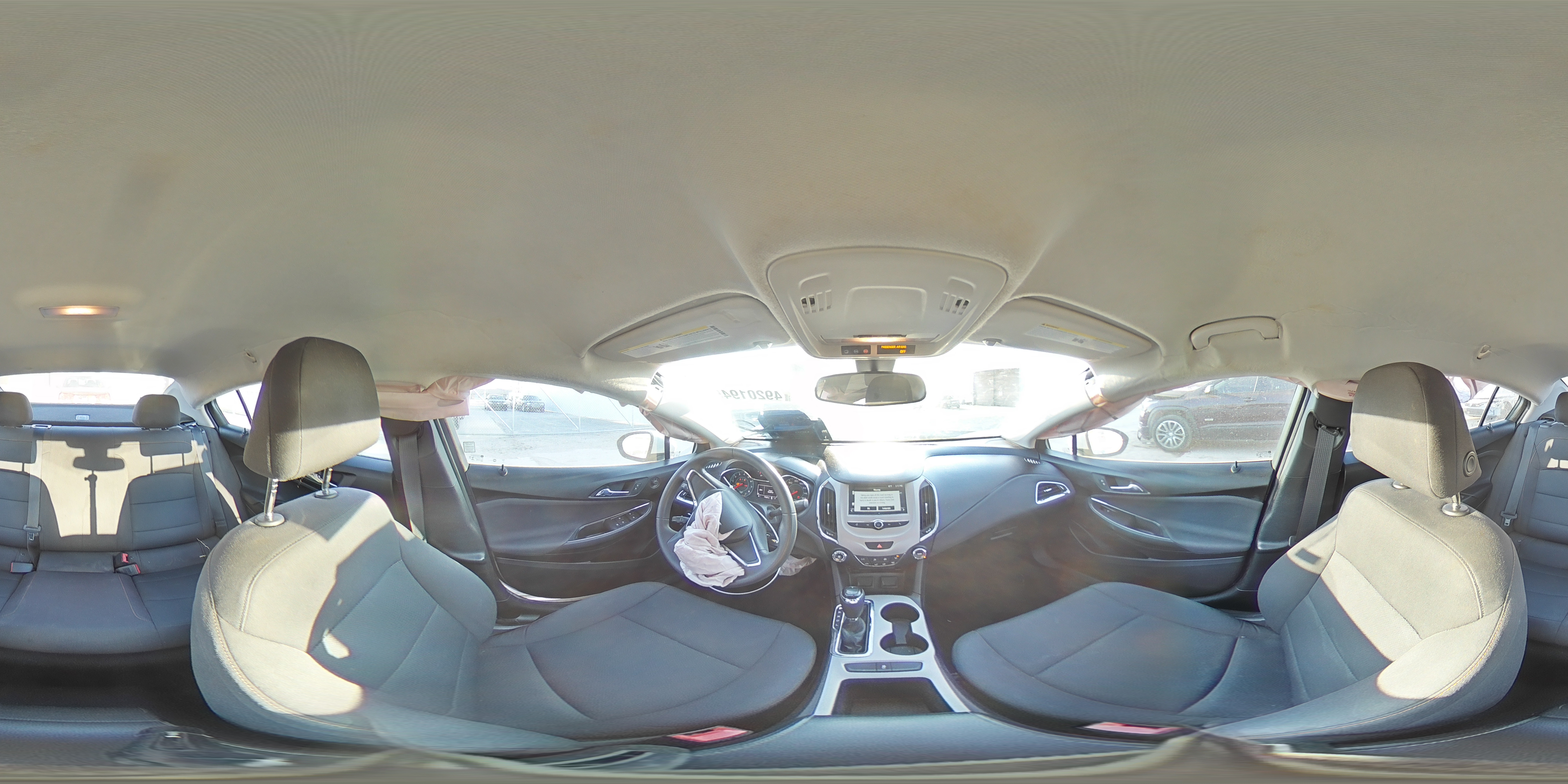 2018 Chevrolet Cruze - Image 12