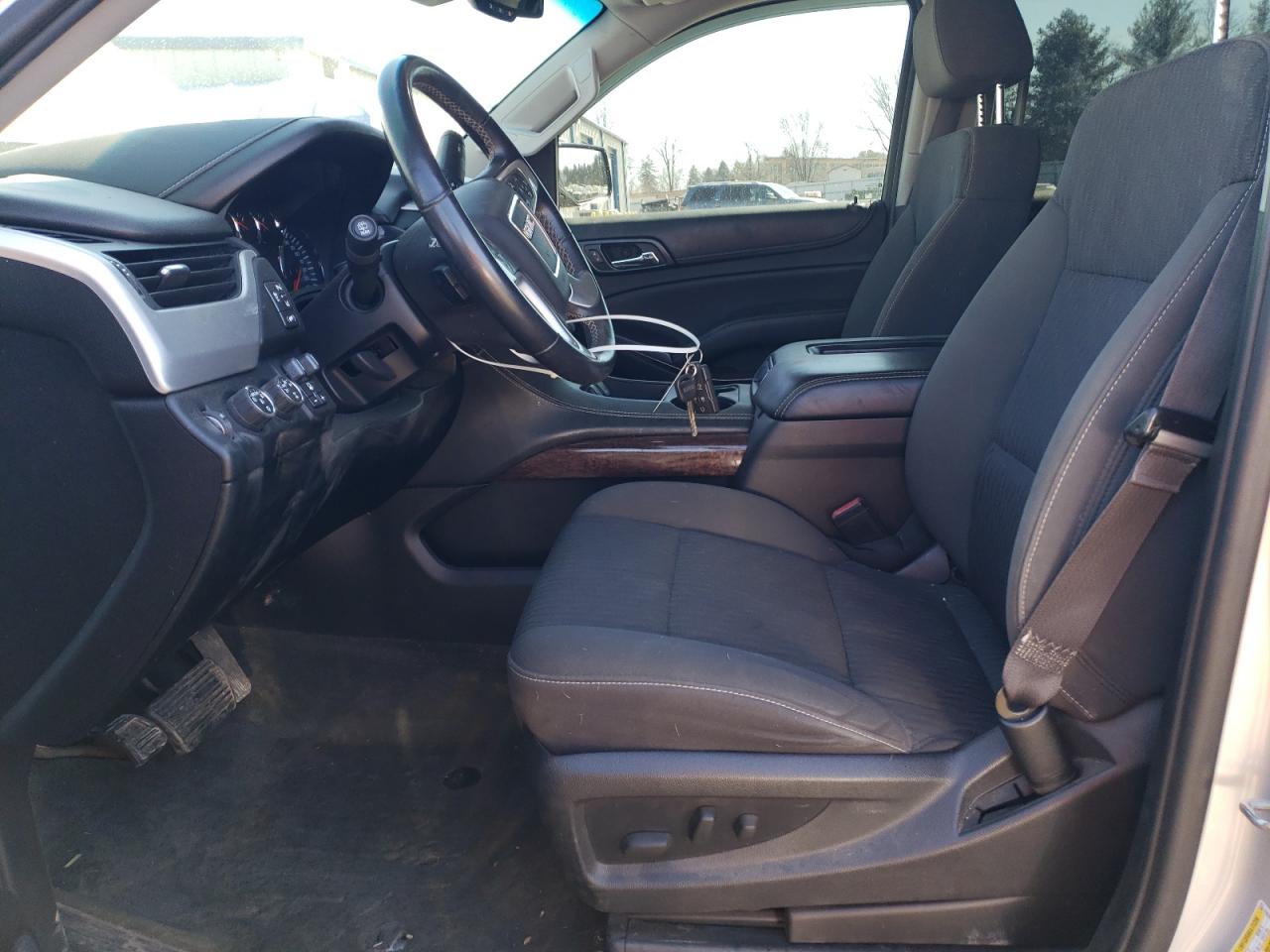 2015 GMC Yukon - Image 7