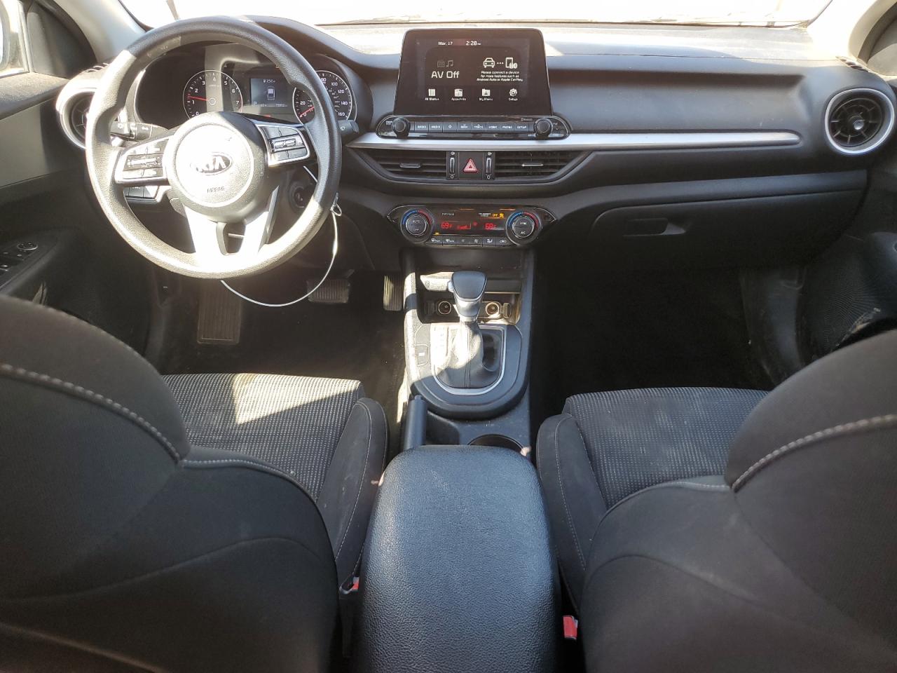 2019 Kia Forte - Image 8