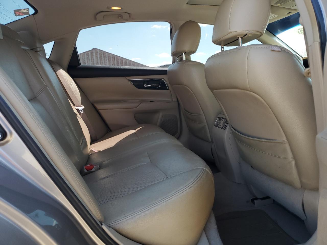 2013 Nissan Altima - Image 10