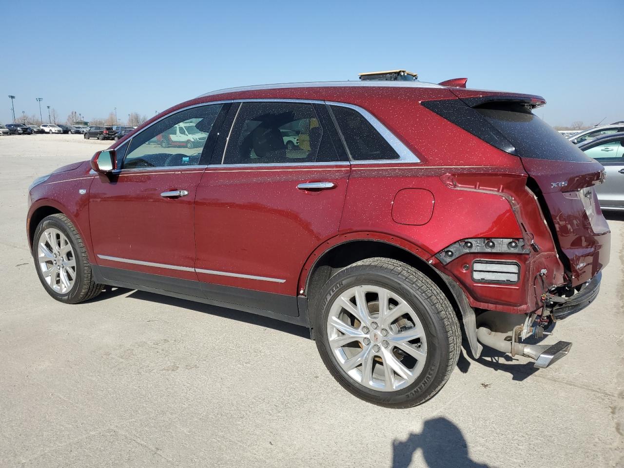 2017 Cadillac XT5 - Image 2