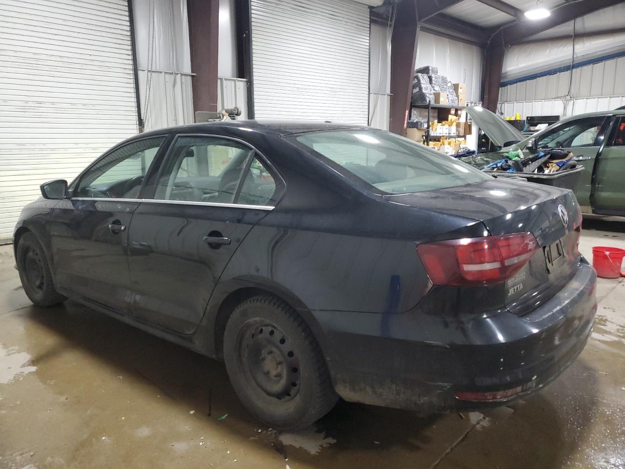 2017 Volkswagen Jetta - Image 2
