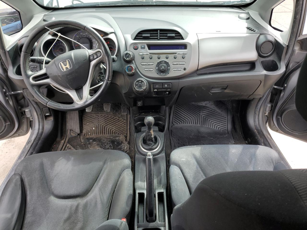 2009 Honda Fit - Image 8