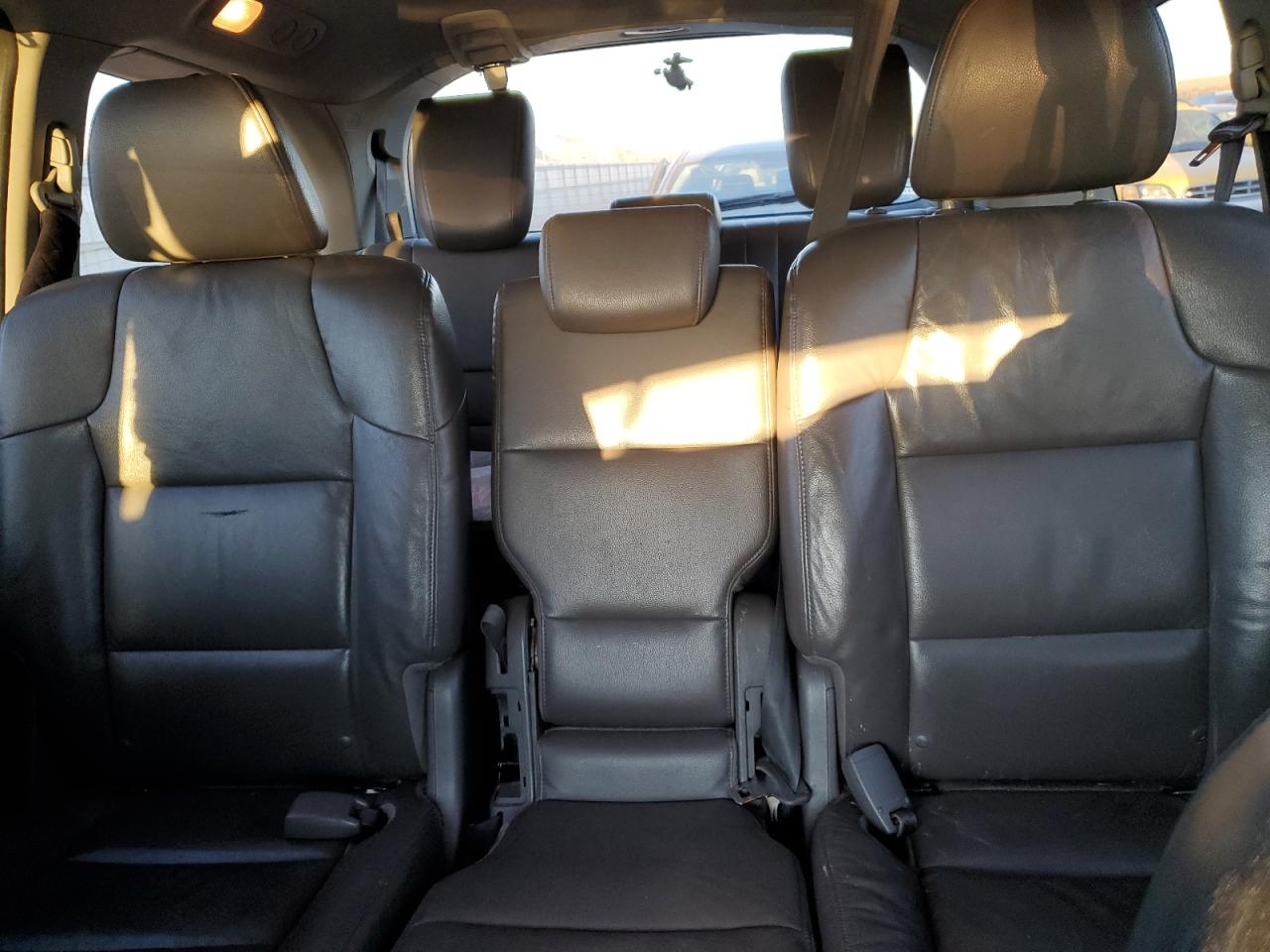 2014 Honda Odyssey - Image 10