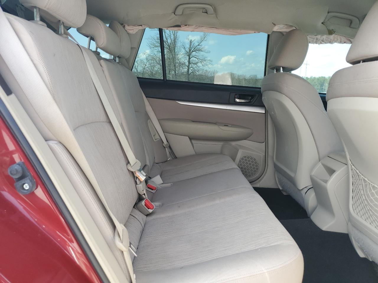 2014 Subaru Outback - Image 11