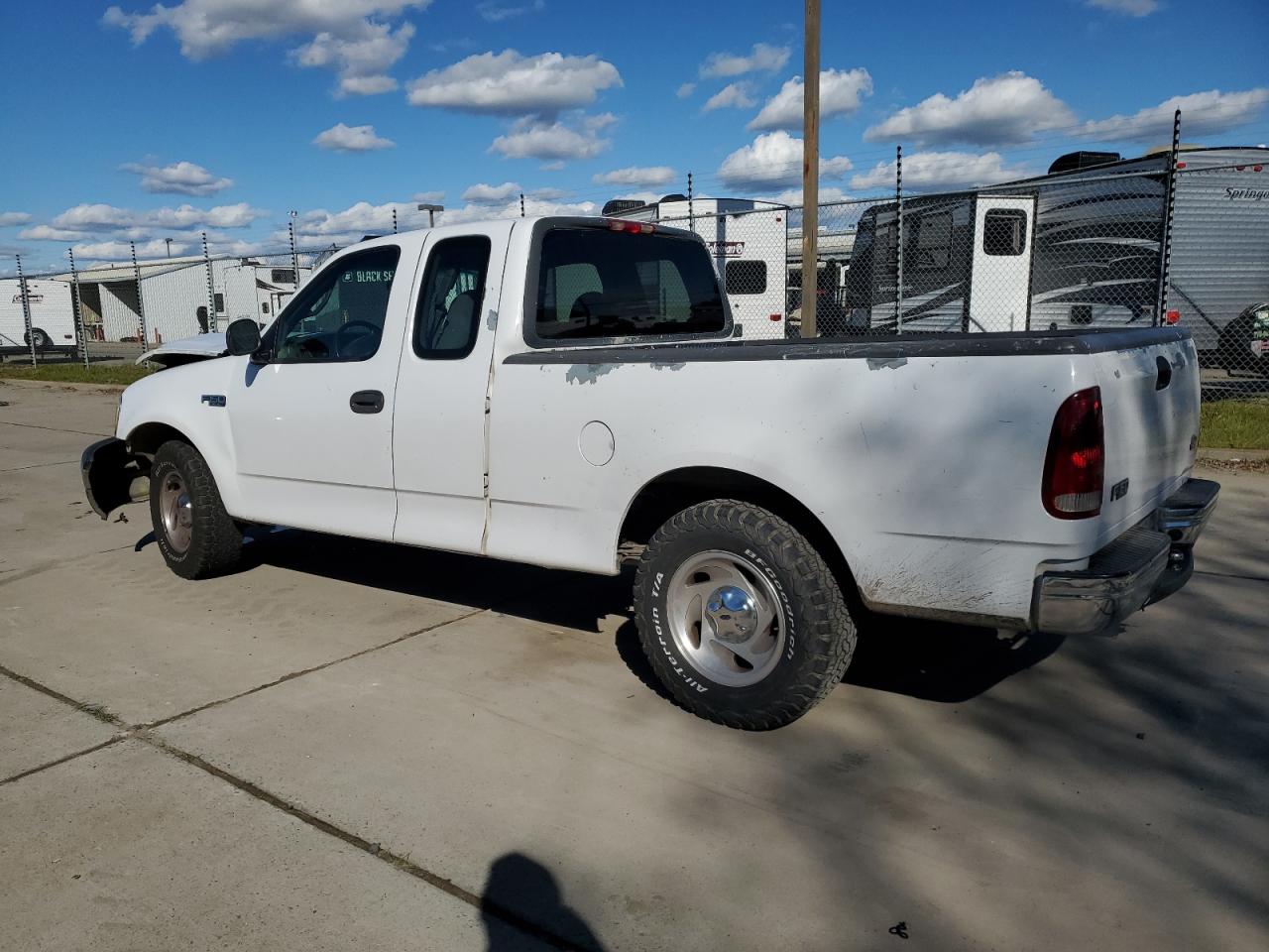 2001 Ford F-150 - Image 2