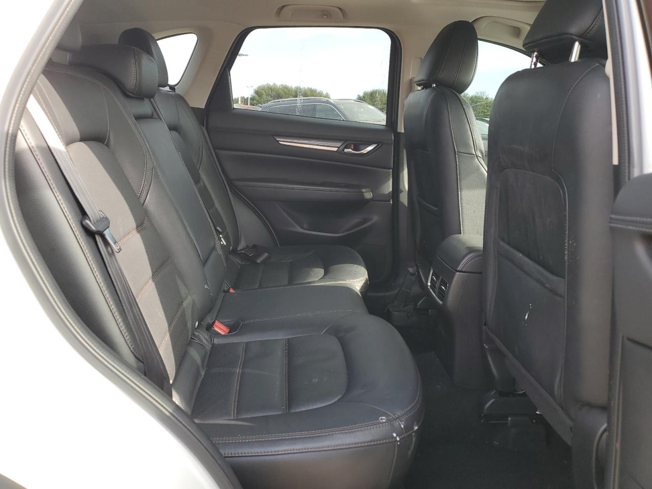 2017 Mazda CX-5 - Image 11