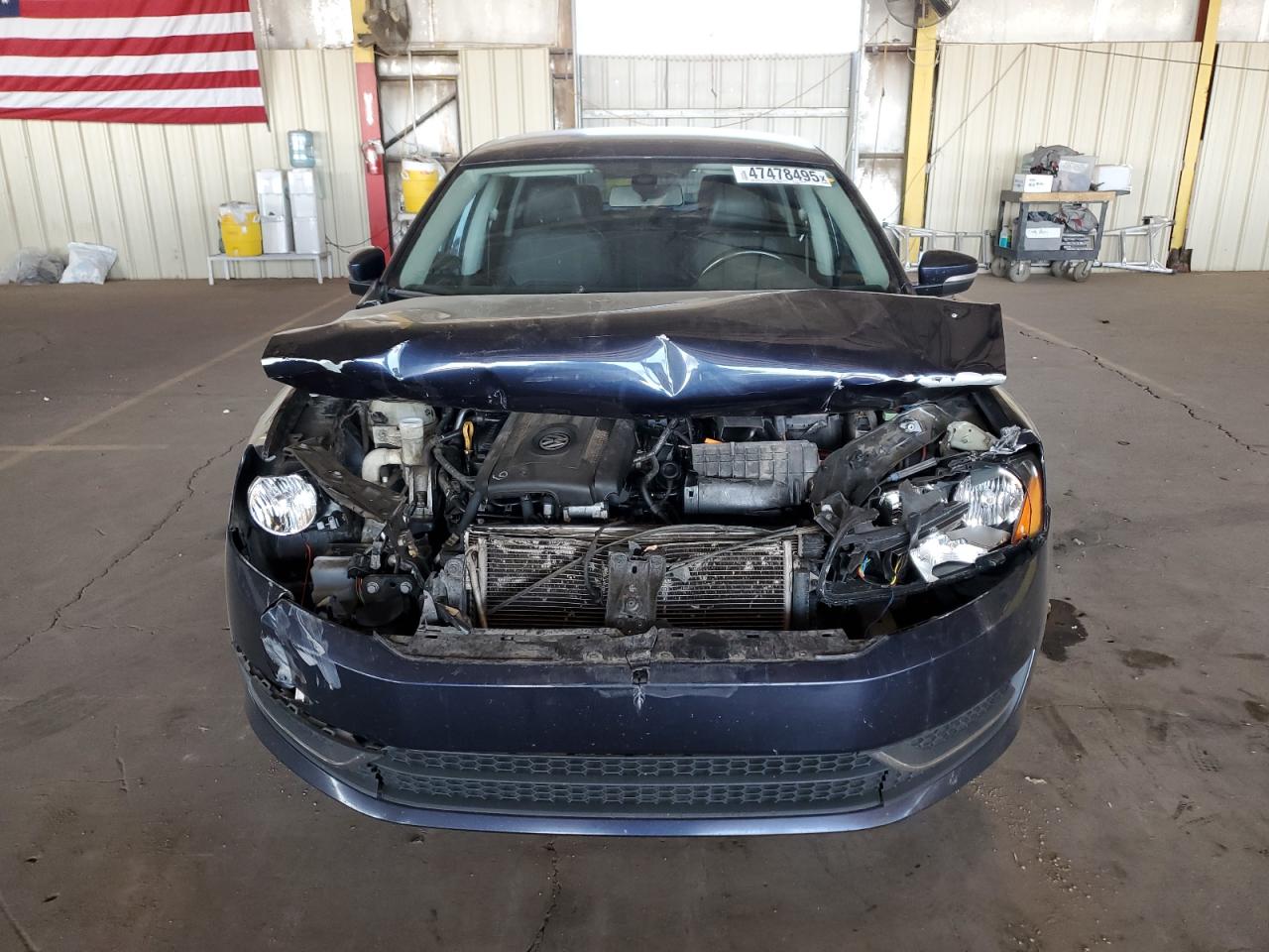 2015 Volkswagen Passat - Image 5